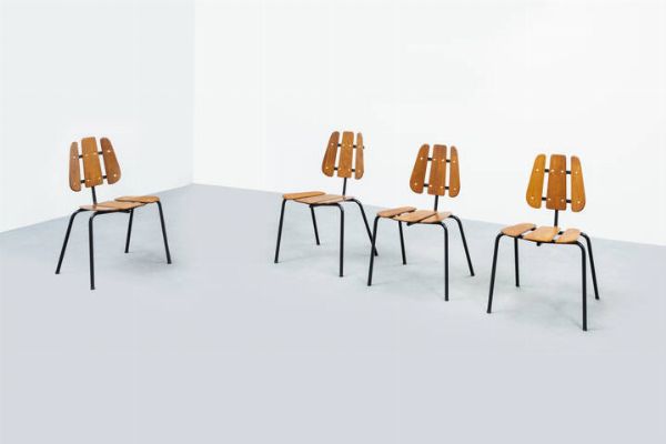 CHESSA PAOLO  attribuito : Quattro sedie in legno  gambe in tondino di metallo verniciato. Anni '50 cm 76x42x40  - Asta Asta 202 Design - Associazione Nazionale - Case d'Asta italiane