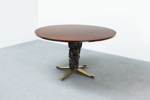 MELCHIORRE BEGA - Tavolo con sostegno centrale in ceramica smaltata di Pietro melandri  piano in legno  piede in ottone. Prod. Vittorio  [..]