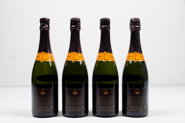 Veuve Clicquot Ponsardin, Champagne Cuvee Saint-Petersbourg Brut  - Asta Vini e Distillati da collezione e da investimento - Associazione Nazionale - Case d'Asta italiane
