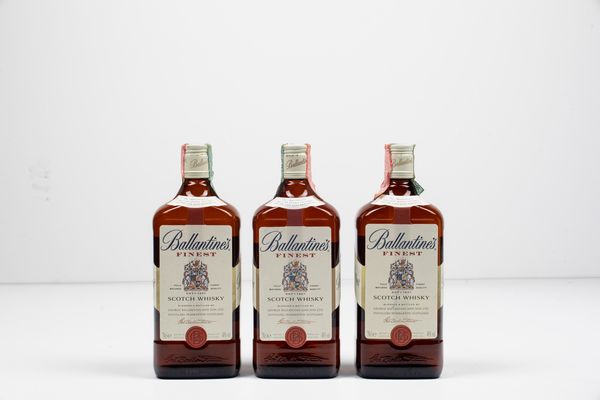 Ballantine's, Finest Scotch Whisky  - Asta Vini e Distillati da collezione e da investimento - Associazione Nazionale - Case d'Asta italiane