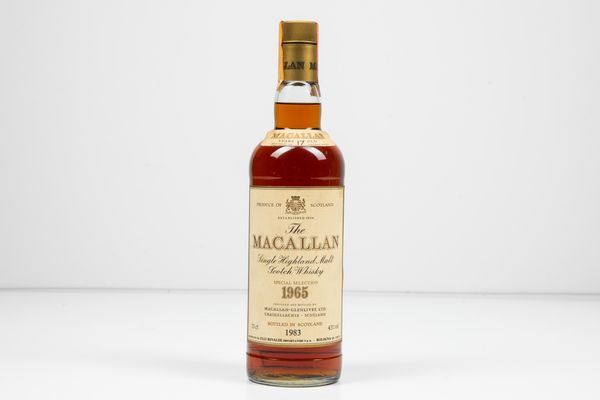 The Macallan, Single Highland Malt Scotch Whisky Special Selection 17 years old  - Asta Vini e Distillati da collezione e da investimento - Associazione Nazionale - Case d'Asta italiane