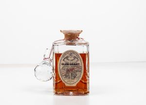 Glen Grant, Gordon & Machphail Highland Malt Scotch Whisky Decanter  - Asta Vini e Distillati da collezione e da investimento - Associazione Nazionale - Case d'Asta italiane