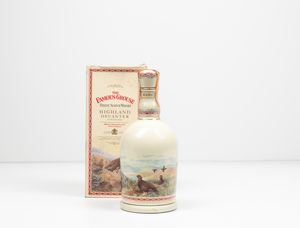 Matthew Gloag & Son, The Famous Grouse Finest Scotch Whisky Highland Decanter  - Asta Vini e Distillati da collezione e da investimento - Associazione Nazionale - Case d'Asta italiane