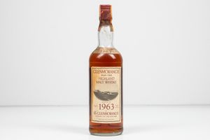 The Glenmorangie, Pure Old Highland Malt Whisky 22 years old  - Asta Vini e Distillati da collezione e da investimento - Associazione Nazionale - Case d'Asta italiane