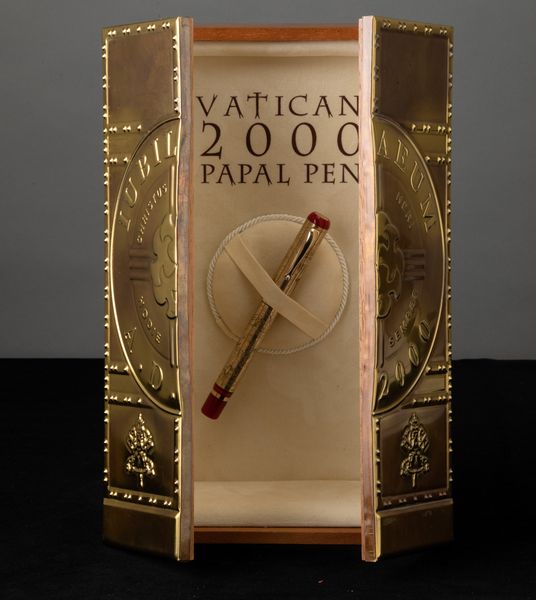 Montegrappa Vatican 2000 Papal Pen special limited edition AZ  - Asta For Men | Cambi Time - Associazione Nazionale - Case d'Asta italiane