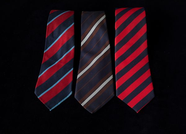 Lotto di 3 cravatte  Vintage regimental di artigiani milanesi  - Asta For Men | Cambi Time - Associazione Nazionale - Case d'Asta italiane