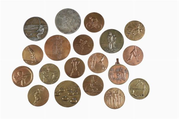 Lotto di 19 monete in bronzo  - Asta Lo Sport nell'Arte - Associazione Nazionale - Case d'Asta italiane