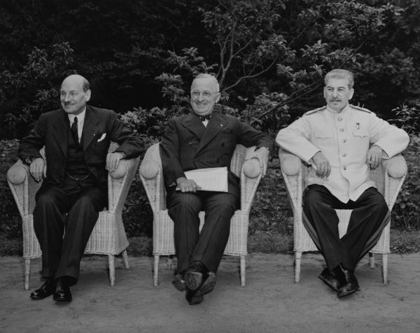,Samari Gurari : Stalin, Truman e Attlee  - Asta Fotografia: Under 1K - Associazione Nazionale - Case d'Asta italiane