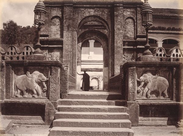 ,Charles Thomas Scowen : Entrace to the Buddhist Temple, Kandy, Ceylon  - Asta Fotografia dell'800: album di viaggio - Associazione Nazionale - Case d'Asta italiane