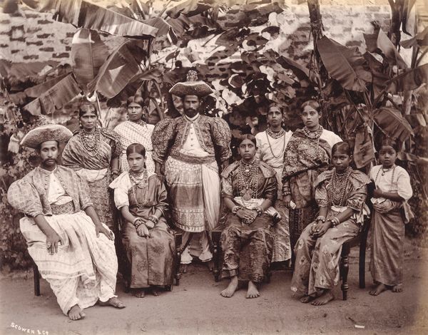 ,Charles Thomas Scowen : A Kandyan Chief and family, Ceylon  - Asta Fotografia dell'800: album di viaggio - Associazione Nazionale - Case d'Asta italiane