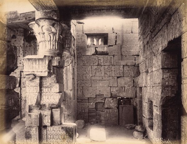 ,Pascal Sébah : Deir-el-Medinet (intrieur du temple)  - Asta Fotografia dell'800: album di viaggio - Associazione Nazionale - Case d'Asta italiane