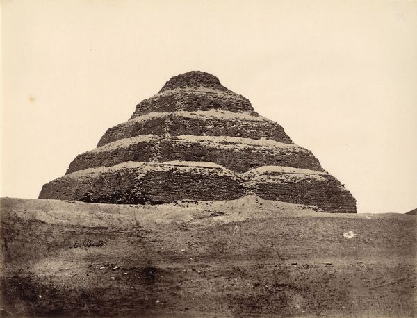 ,Antonio Beato : Pyramide de Saqqarah  - Asta Fotografia dell'800: album di viaggio - Associazione Nazionale - Case d'Asta italiane