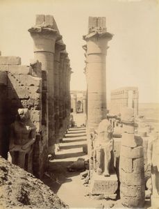 ,Antonio Beato - Luxor, rue du milieu du Temple du temple d'Amenothep