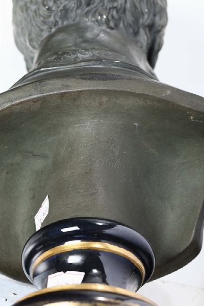 Busto in biscuit di Bonaparte, primo console, manifattura di Sevres, fine XIX secolo  - Asta Antiquariato - Associazione Nazionale - Case d'Asta italiane