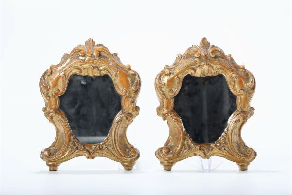 Coppia di specchiere in legno intagliato e dorato, XVIII-XIX secolo  - Asta Antiquariato - Associazione Nazionale - Case d'Asta italiane