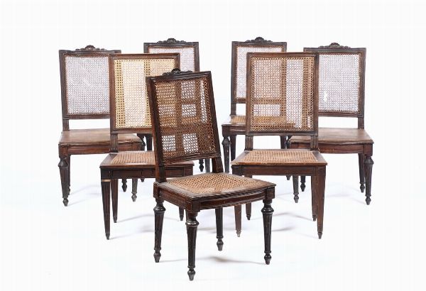 Insieme di sette sedie in noce, XIX secolo  - Asta Antiquariato - Associazione Nazionale - Case d'Asta italiane