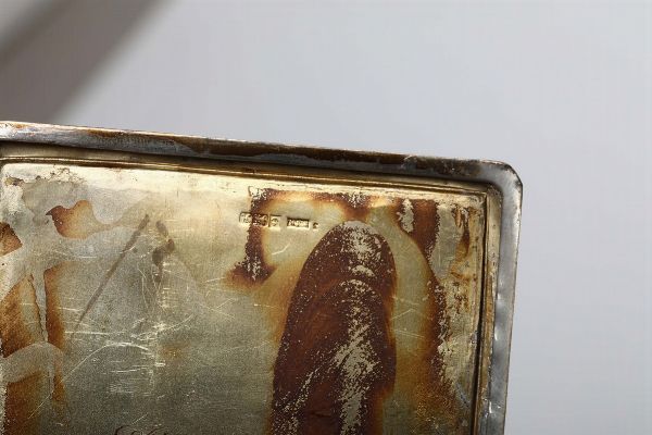 Due scatole portasigarette in argento, una Inghilterra e una Germania  - Asta Antiquariato - Associazione Nazionale - Case d'Asta italiane