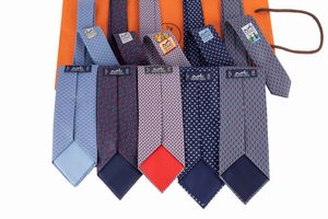 ,Hermès - Lotto di cinque cravatte