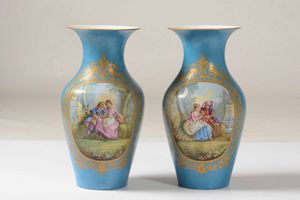 Coppia di vasi<BR>Francia, verso la fine del XIX secolo  - Asta Ceramiche e Vetri | Cambi Time - Associazione Nazionale - Case d'Asta italiane