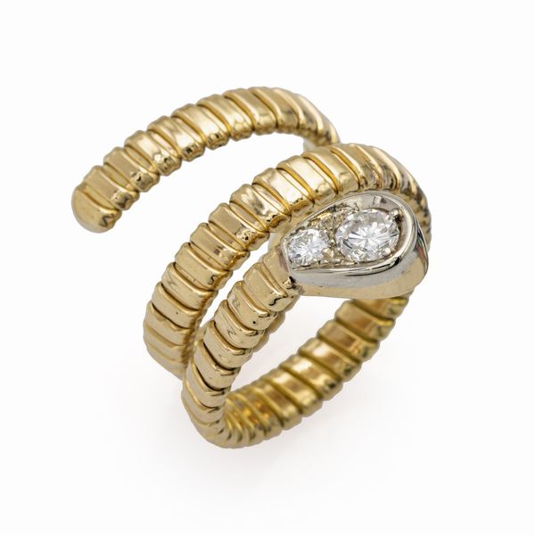 Anello serpente tubogas in oro giallo 18kt  - Asta Gioielli Orologi Fashion Vintage - Associazione Nazionale - Case d'Asta italiane