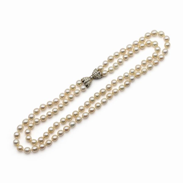 Collana a due fili di perle coltivate  - Asta Gioielli Orologi Fashion Vintage - Associazione Nazionale - Case d'Asta italiane