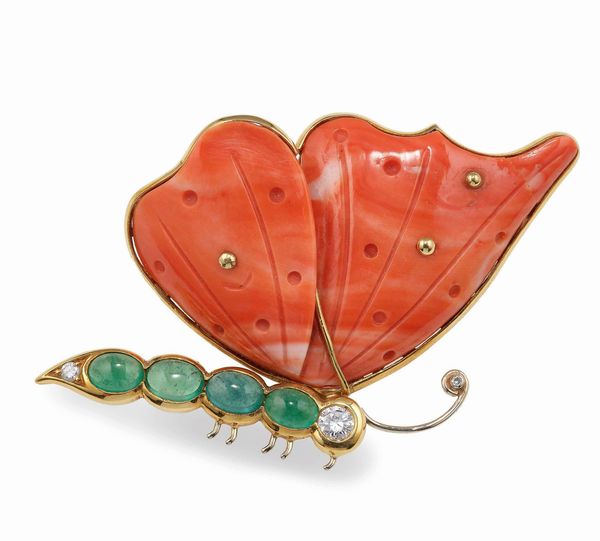 Spilla farfalla con corallo, smeraldi e diamanti  - Asta Fine Jewels - Associazione Nazionale - Case d'Asta italiane