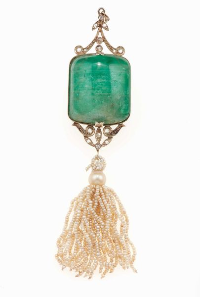 Pendente con grande smeraldo e seed pearl  - Asta Fine Jewels - Associazione Nazionale - Case d'Asta italiane
