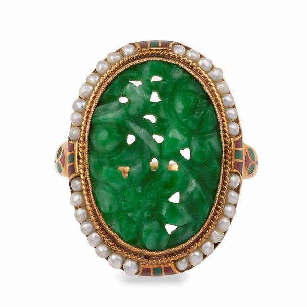 Anello con pietra dura tinta di verde, perline e smalti policromi  - Asta Fine Jewels - Associazione Nazionale - Case d'Asta italiane
