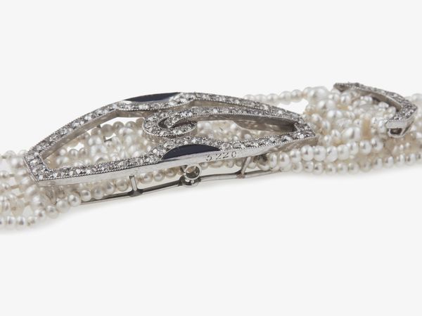 Cartier. Bracciale con seed pearls, diamanti e smalto  - Asta Fine Jewels - Associazione Nazionale - Case d'Asta italiane