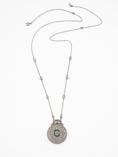 Girocollo con orologino con diamanti e smeraldi  - Asta Fine Jewels - Associazione Nazionale - Case d'Asta italiane