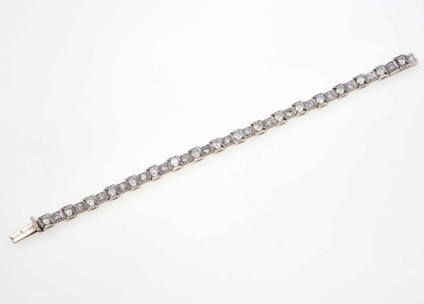 Bracciale con diamanti taglio brillante per ct 4.50 circa<BR>  - Asta Fine Jewels - Associazione Nazionale - Case d'Asta italiane