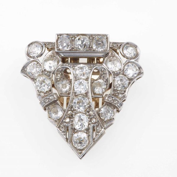 Clip con diamanti di vecchio taglio<BR>  - Asta Fine Jewels - Associazione Nazionale - Case d'Asta italiane
