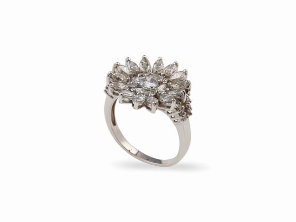 Anello con diamanti taglio navette e rotondo  - Asta Fine Jewels - Associazione Nazionale - Case d'Asta italiane