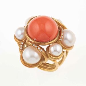 Anello ed orecchini con corallo, perle, onice, diamanti  - Asta Fine Jewels - Associazione Nazionale - Case d'Asta italiane