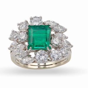 Anello con smeraldo Colombia di ct 1.98 stimati e diamanti  - Asta Fine Jewels - Associazione Nazionale - Case d'Asta italiane
