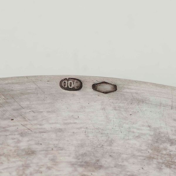 Set da tavola in argento composto da acetoliera, formaggiera e porta sale. Varie manifatture italiane del XX secolo  - Asta Argenti - Associazione Nazionale - Case d'Asta italiane