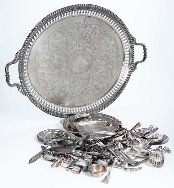 Insieme di oggetti in metallo argentato  - Asta Argenti - Associazione Nazionale - Case d'Asta italiane