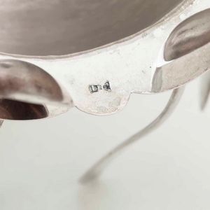 Zuccheriera in argento, XIX secolo, con sei cucchiaini, XX secolo  - Asta Argenti - Associazione Nazionale - Case d'Asta italiane