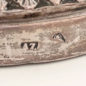Insieme di oggetti in argento. Argenteria del XX secolo  - Asta Argenti - Associazione Nazionale - Case d'Asta italiane