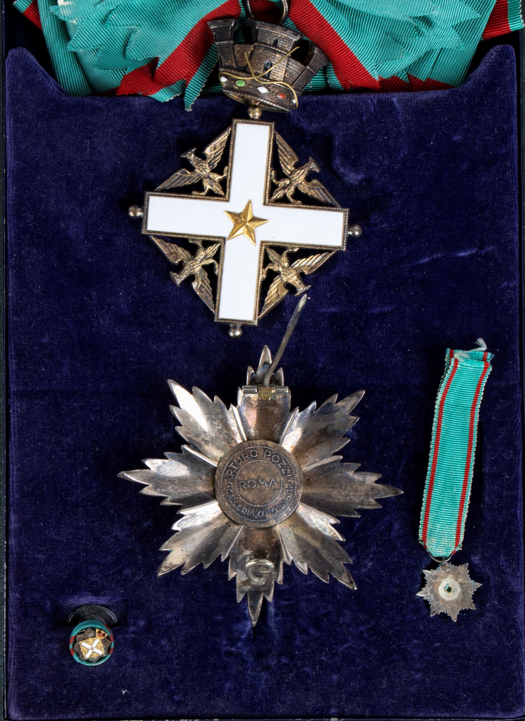 ORDINE AL MERITO DELLA REPUBBLICA ITALIANA, GRAN CROCE IN ASTUCCIO