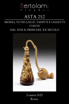 Mobili, vetri Gallé, Tappeti e Oggetti d'arte dal XVII all'inizio del XX secolo