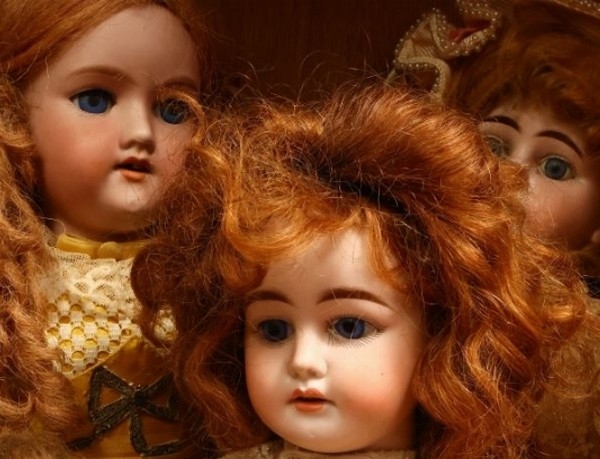 Bambole e balocchi: l'asta Maison Bibelot  un tuffo nella prima i [..] - News